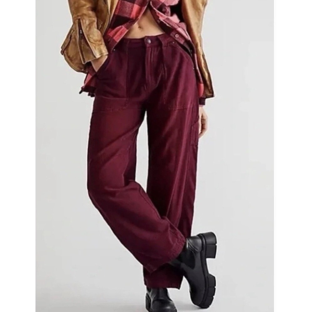 Free People Stay Awhile Jeans Sz 0 Carpenter Barrel Leg Pants Maroon Mulberry